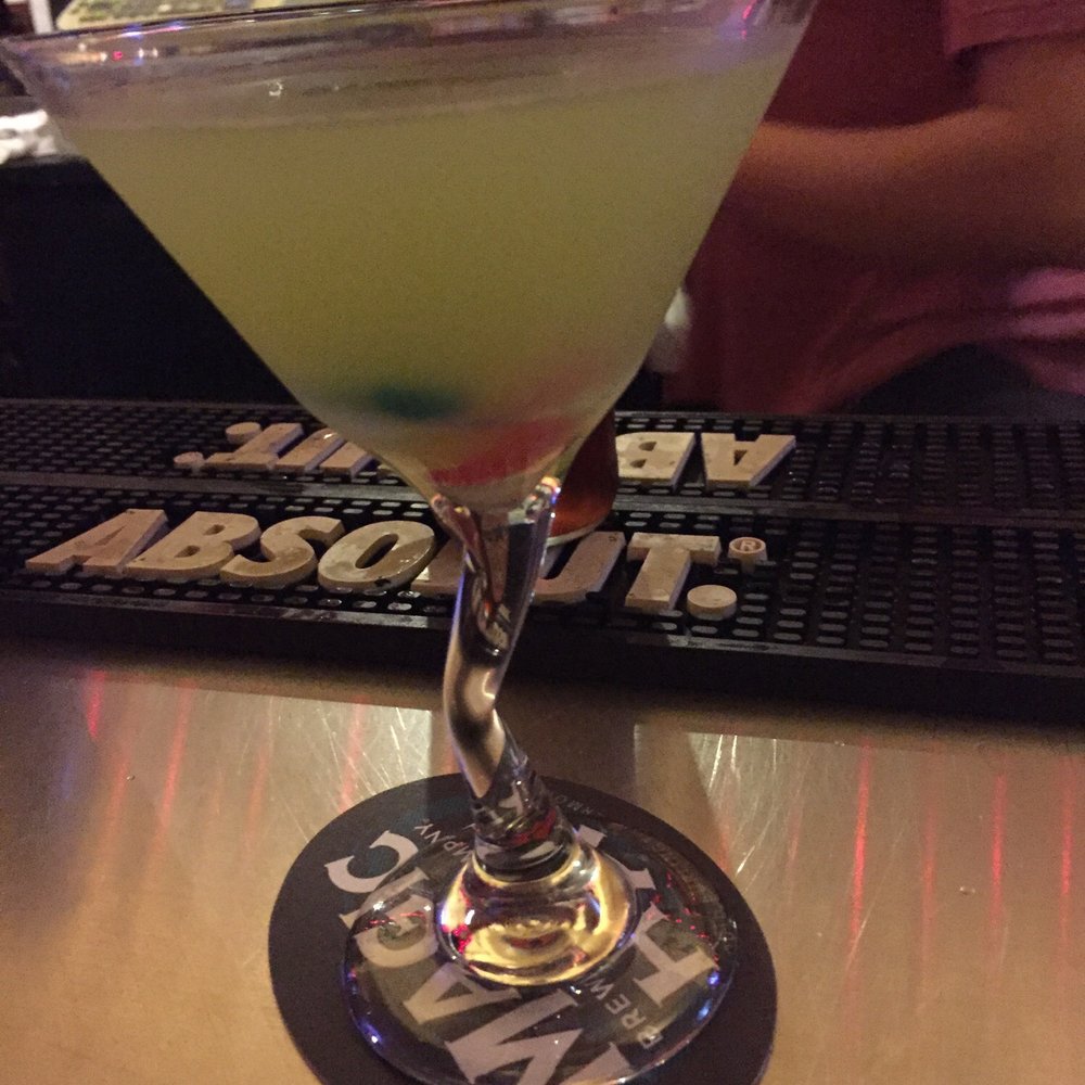 21 Bar & Grill - American Near Me - Keene, New Hampshire