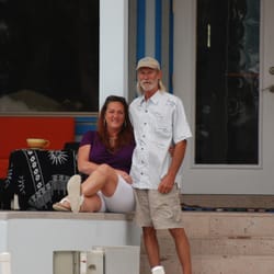 Y KNOT GetawaY Vacation Rentals - Life is short, make it a GetawaY...Y KNOT!