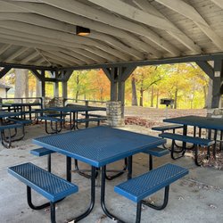Murdock Park - Pavilion with tables