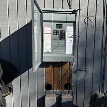 Puga’s Electric - Electricians Near Me
