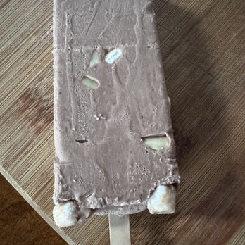 Fruta Fresca - Rocky road! - Ice Cream & Frozen Yogurt Near Me - Kerman, California Fruta Fresca - Rocky road! - Ice Cream & Frozen Yogurt Near Me - Kerman, California