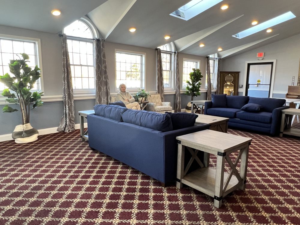 THE ARBORS ASSISTED LIVING COMMUNITIES AT HAUPPAUGE 30 Photos 1740