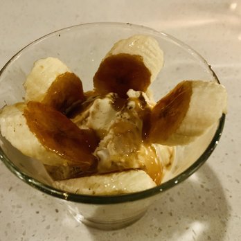 Hungry Crowd - Also deeelish - banana with a creme brûlée type of crust and very creamy banana ice cream - New American Near Me - Los Angeles, California
