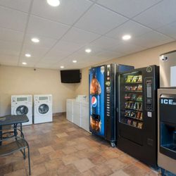 Best Western Inn - Vending Machines & Laundry