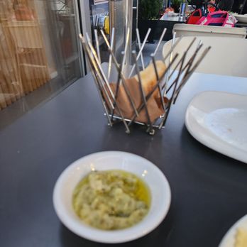 Inatteso Pizzabar - Bread - Italian Near Me - New York, New York Inatteso Pizzabar - Bread - Italian Near Me - New York, New York
