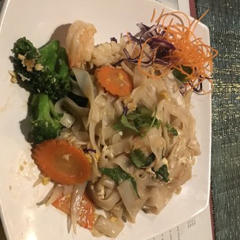 Siam Thai Restaurant - Drunken noodles - Thai Near Me - Tampa, Florida Siam Thai Restaurant - Drunken noodles - Thai Near Me - Tampa, Florida