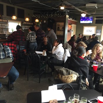 Ozone's Brewhouse - Inside - Breweries Near Me - Lansing, Michigan