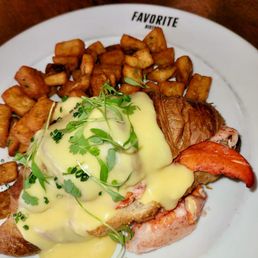 Smoked Salmon Egg Benedict Breakfast