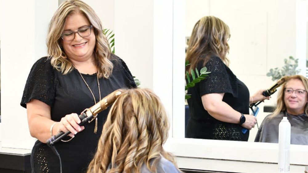 Pam Furze Creations Logo