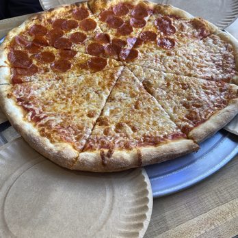 Tom's Pizza Pasta & Subs - Cheese Pizza - Pizza Near Me - Springfield, New Jersey Tom's Pizza Pasta & Subs - Cheese Pizza - Pizza Near Me - Springfield, New Jersey