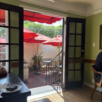 Aroma Coffee & Tea - Coffee & Tea Near Me - Studio City, California Aroma Coffee & Tea - Coffee & Tea Near Me - Studio City, California