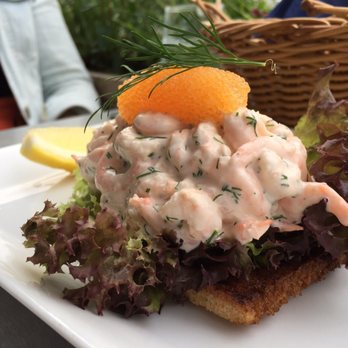 Smaka - The shrimp with roe on toast - Bars Near Me - Göteborg, O