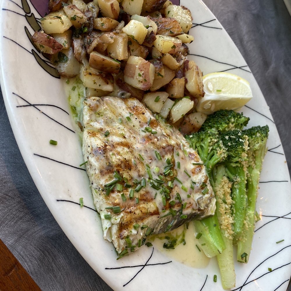Chinook's - Alaskan halibut - Seafood Near Me - Seattle, Washington Chinook's - Alaskan halibut - Seafood Near Me - Seattle, Washington
