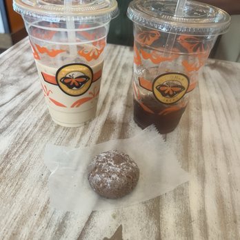 La Monarca Bakery & Cafe - Iced Tres Leches Latte & iced Organic Coffee - Oaxacan Medium Roast - Bakeries Near Me - South Pasadena, California La Monarca Bakery & Cafe - Iced Tres Leches Latte & iced Organic Coffee - Oaxacan Medium Roast - Bakeries Near Me - South Pasadena, California
