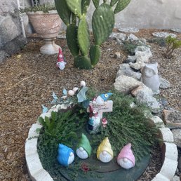 gnome garden gnome garden