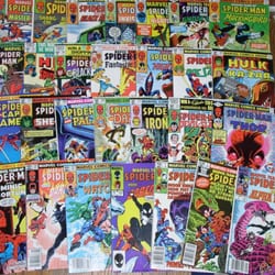 Plaza Centre Antiques - Sample Vendor Booth - Comics