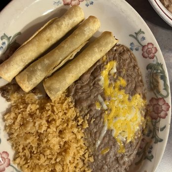 La Cabana Mexican Restaurant - Taquitos plate - Mexican Near Me - Post Falls, Idaho