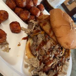 Beachcomber BBQ & Grill - Beast Comber burger