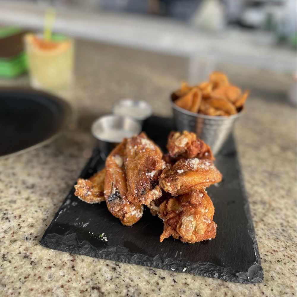 Family-Friendly Restaurants in Palm Beach Gardens: Top Picks