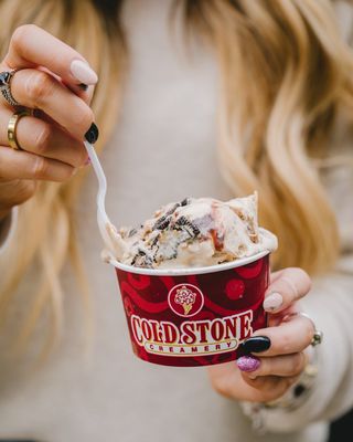 Cold Stone Creamery by null