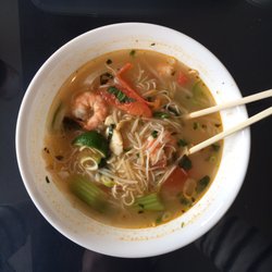 Pho Triple 7 Restaurant - Their hot&sour seafood soup is a bomb!!!
