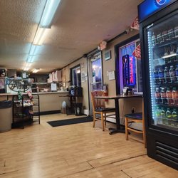 Rays New York Pizza - Clean little place
