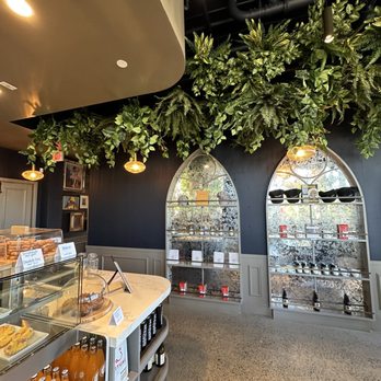 Paradis - Tapas/Small Plates Near Me - San Diego, California