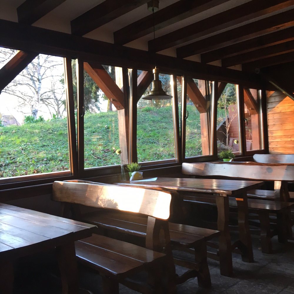 Rotatoria - Inside - Pizza Near Me - Malbork, PM Rotatoria - Inside - Pizza Near Me - Malbork, PM
