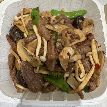 Hong Kong Cafe - Beef with Mushrooms and XO Sauce (5 stars - super soft and juicy beef) - Hong Kong Style Cafe Near Me - Dublin, California