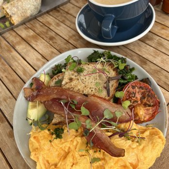 Blueys Kitchen - Blueys Breakfast - Cafes Near Me - Santa Monica, California Blueys Kitchen - Blueys Breakfast - Cafes Near Me - Santa Monica, California