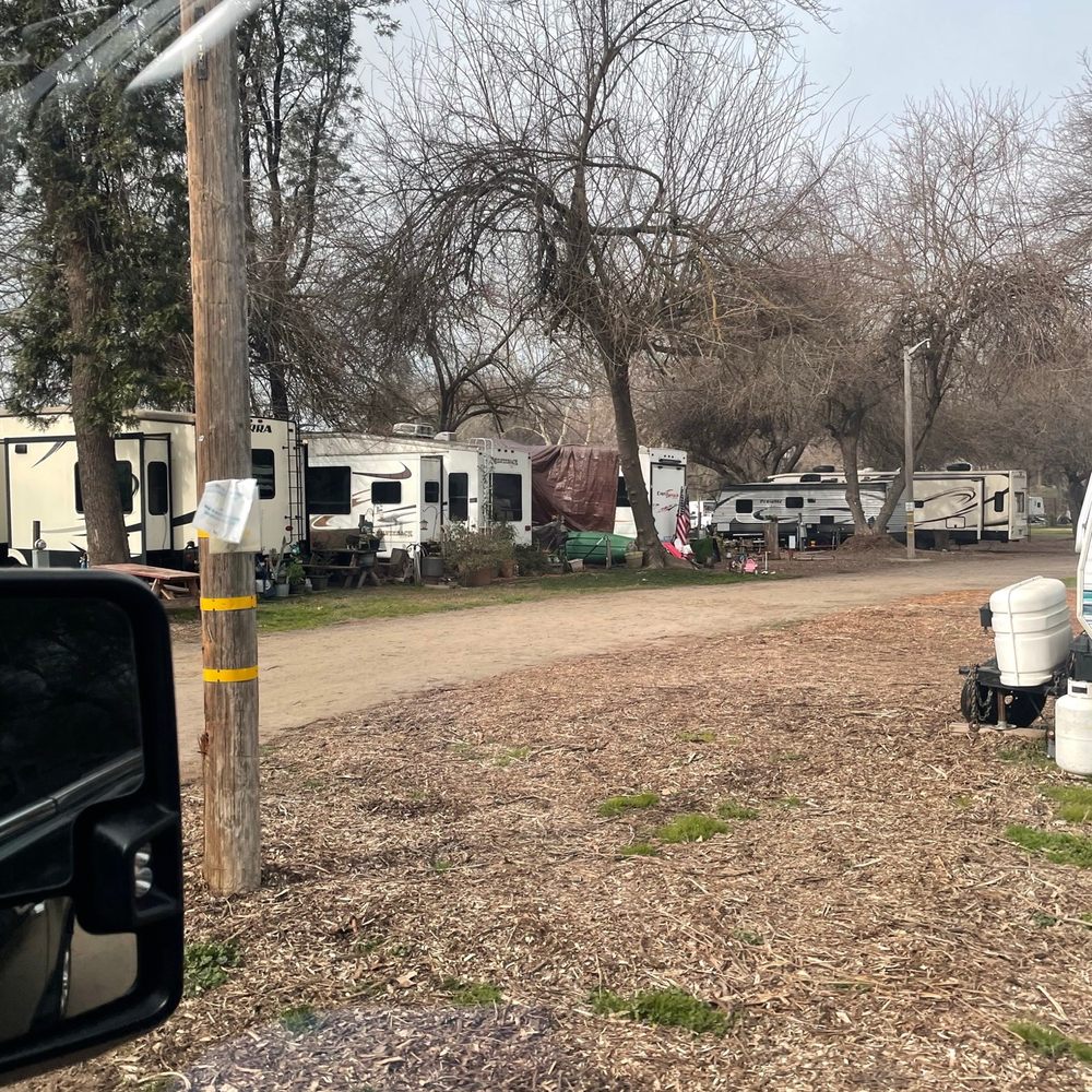 Merced RV Park - RV Parks Near Me - Delhi, California