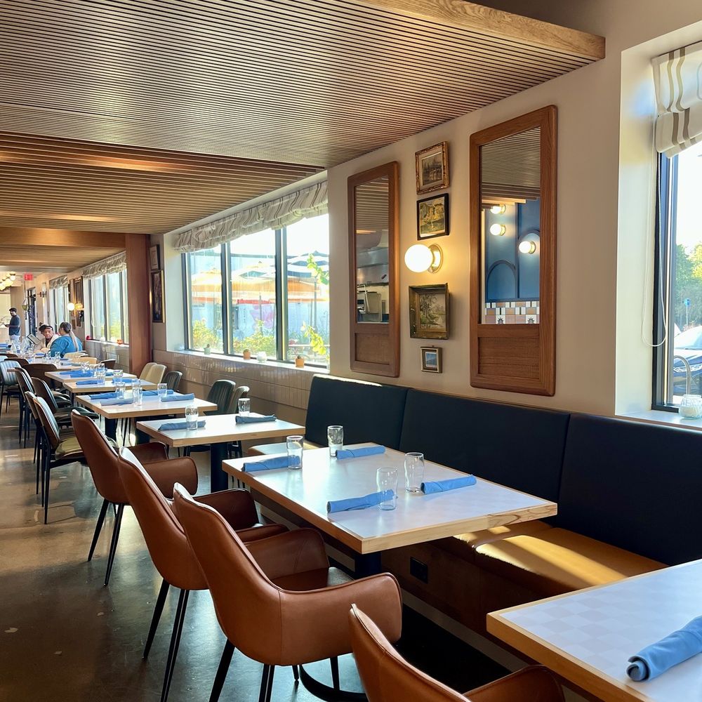Borage - Beautiful dining area - Breakfast & Brunch Near Me - Indianapolis, Indiana