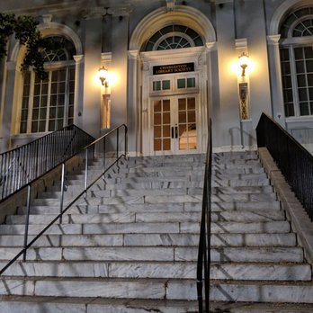 Old Charleston Walking Tours - Walking Tours Near Me - Charleston, South Carolina Old Charleston Walking Tours - Walking Tours Near Me - Charleston, South Carolina