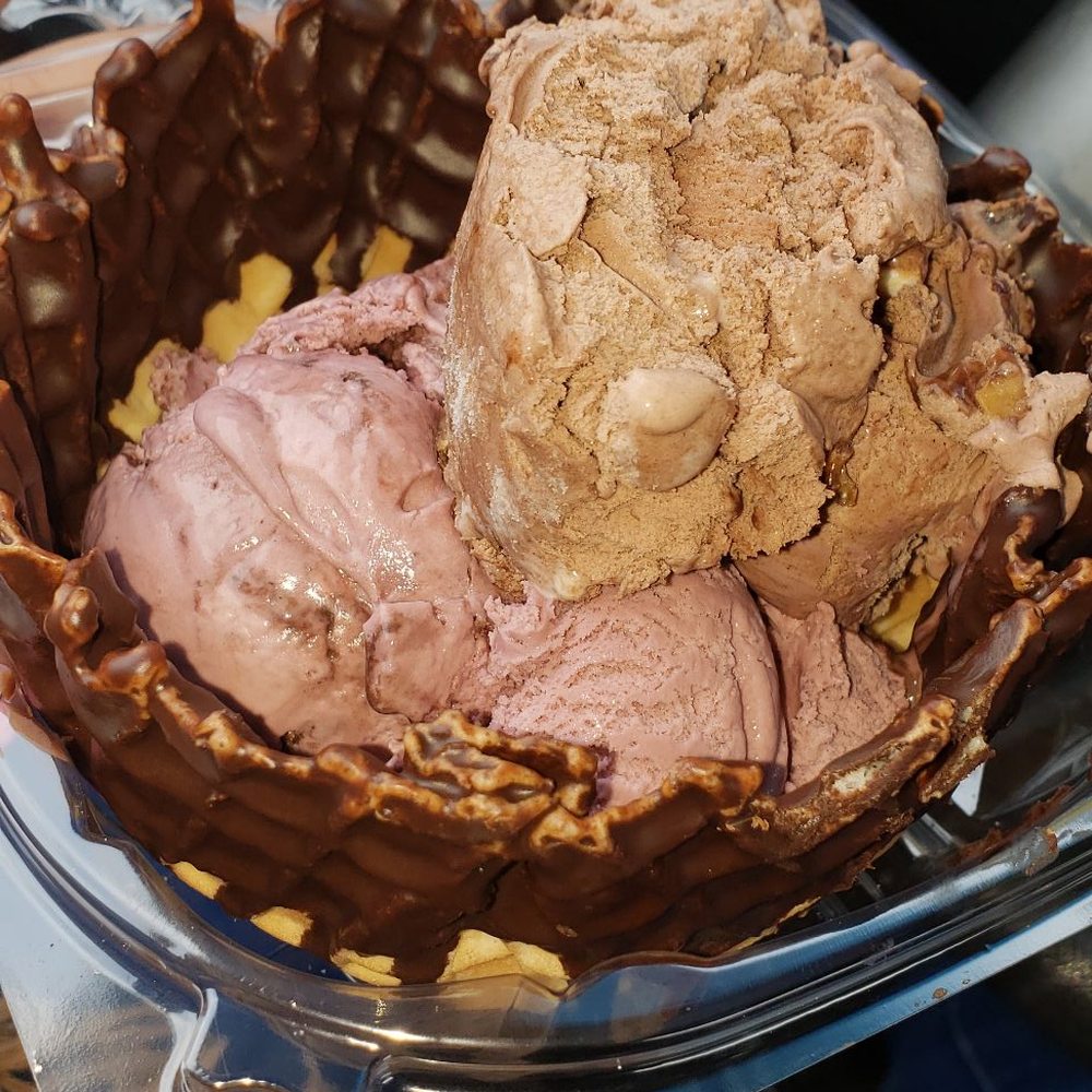 Daily Scoop - Ice Cream & Frozen Yogurt Near Me - Pasadena, Maryland