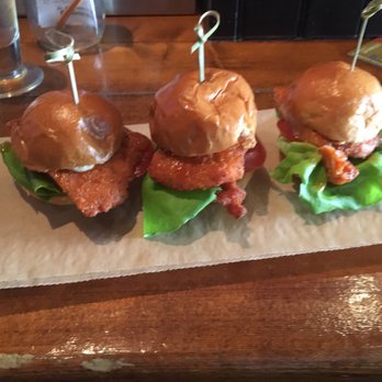 Jasper's Taphouse + Kitchen - Buffalo chicken sliders - New American Near Me - New York, New York Jasper's Taphouse + Kitchen - Buffalo chicken sliders - New American Near Me - New York, New York