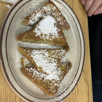 Crossroads Diner - Diners Near Me - Bristow, Oklahoma
