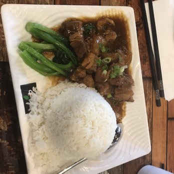 New Fusion Restaurant - Beef brisket with rice - Chinese Near Me - Aurora, Ontario New Fusion Restaurant - Beef brisket with rice - Chinese Near Me - Aurora, Ontario