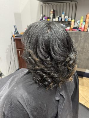 Something Unique Hair Studio by null