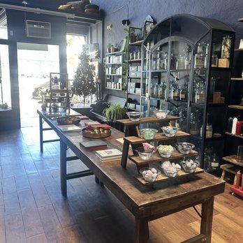 The Elemental Shop - Beautiful shop with lots of options to candles cards oracles tarot reading. - Spiritual Shop Near Me - Long Beach, California