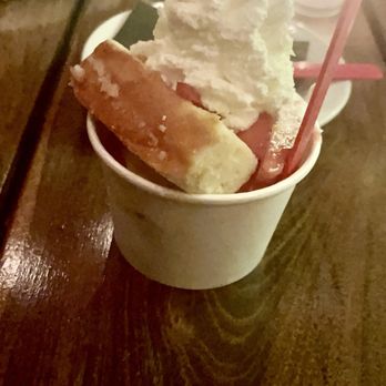 Windsor - Strawberry shortcake sundae - New American Near Me - Phoenix, Arizona Windsor - Strawberry shortcake sundae - New American Near Me - Phoenix, Arizona