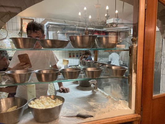 Antica Pizzeria Port’Alba by null