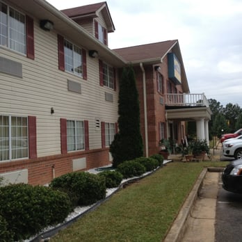 Western Inn - Outside - Hotels Near Me - Atlanta, Georgia