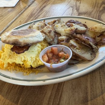 Ellie's Mutt Hutt - Breakfast sandwich with potatoes on March 8, 2024 - Salad Near Me - Ukiah, California Ellie's Mutt Hutt - Breakfast sandwich with potatoes on March 8, 2024 - Salad Near Me - Ukiah, California