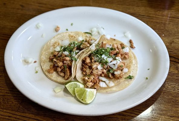 Paisanos Restaurant & Bar by null