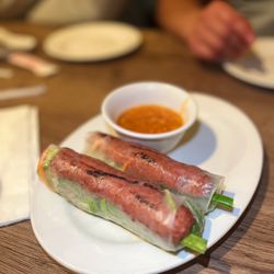 Pho Duyen Mai - Rolls | Instagram: GaoGirlsGrubbin