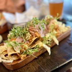 Hidalgo’s Cocina & Cócteles - Tacos Dorados