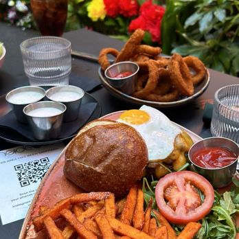 insideOUT - Lounges Near Me - San Diego, California