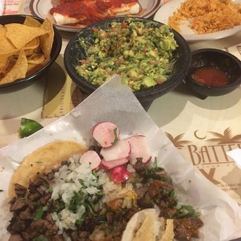 El Charolais - Carnitas, table side guacamole & vegan bean burritos & rice - Mexican Near Me - Johnson City, Tennessee El Charolais - Carnitas, table side guacamole & vegan bean burritos & rice - Mexican Near Me - Johnson City, Tennessee
