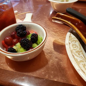 Another Broken Egg Cafe - Fruit , there  is kiwis who does that for brunch.  So good. - Breakfast & Brunch Near Me - Nashville, Tennessee