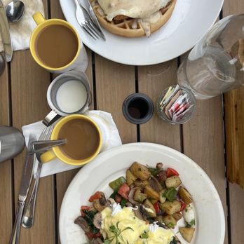 Sunny Side Solana - Chicken and waffles and Sailor man Benedict - Breakfast & Brunch Near Me - Solana Beach, California Sunny Side Solana - Chicken and waffles and Sailor man Benedict - Breakfast & Brunch Near Me - Solana Beach, California